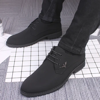 Moda Pontiagudo Dedo do pé Calçados Casuais Para Homens lace Preguiçoso Sapatos Sapatos Respirável Trabalho de Escritório Sapatos Para homens